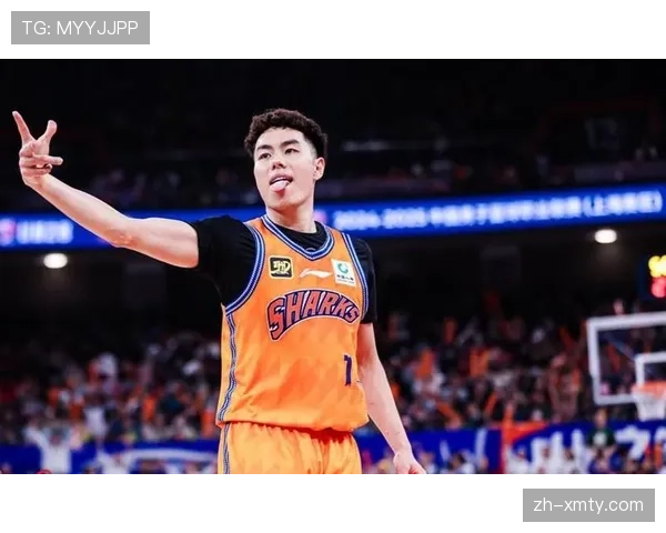 李添荣12中8砍20分4助攻 上海年轻后卫进攻效率突出